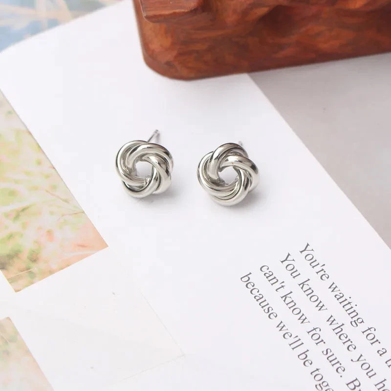Geometric Multilayer Wrapping Round Circles Twisted Metal Hoop Earrings for Women Gold Color Trendy Charms Fashion Jewelry Gifts