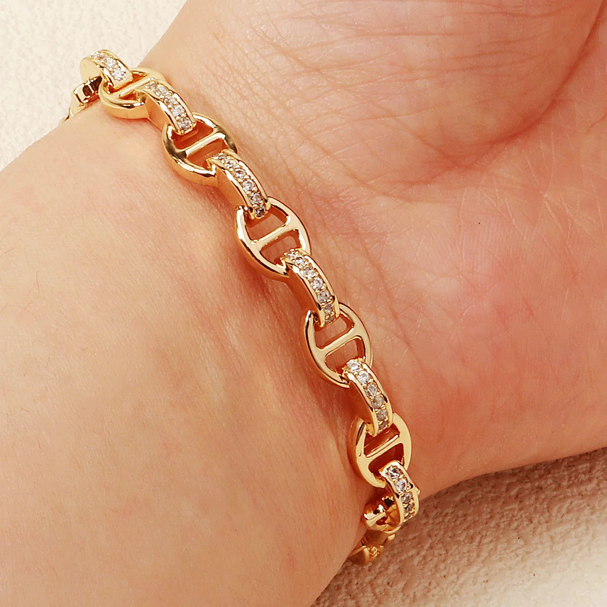 Miallo New Stainless Steel Trendy Open Bracelet Daily Bangles For Women Simple Lock Clasp Sparkling Zirconia Bracelet As Gifts