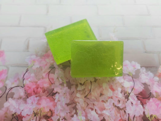How to Use Soap with Tea Tree for Healthy and Glowing Skin