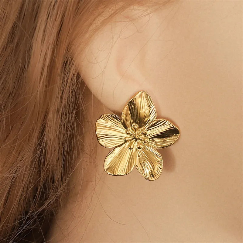 2Pcs New Trendy Stainless Steel Butterfly Stud Earring, Charm 18K Gold Plated High Quality Statement Waterproof Jewelry Gift