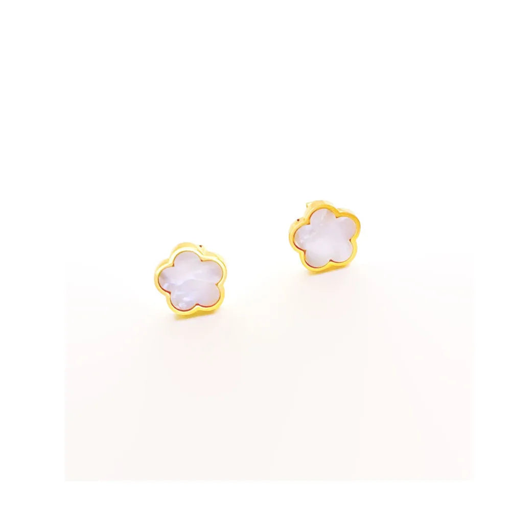 Stainless Steel 5 Clover Flower Petal Stud Earrings For Women ew Trand Statement Daily Wear Simple Design Jewelry Gift Party