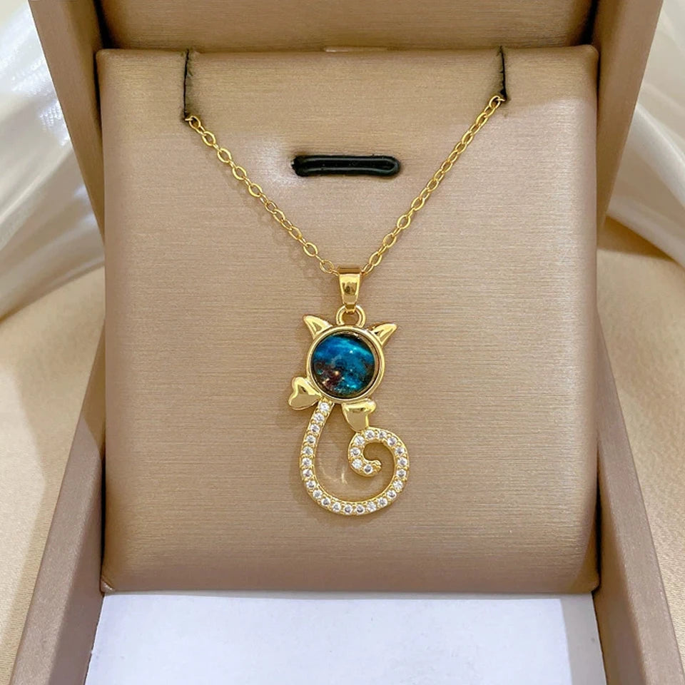 Light Luxury Titanium Steel Star Astronaut Series Necklace for Women Gold Color Planet Moon Astronaut Pendants Necklaces Jewelry