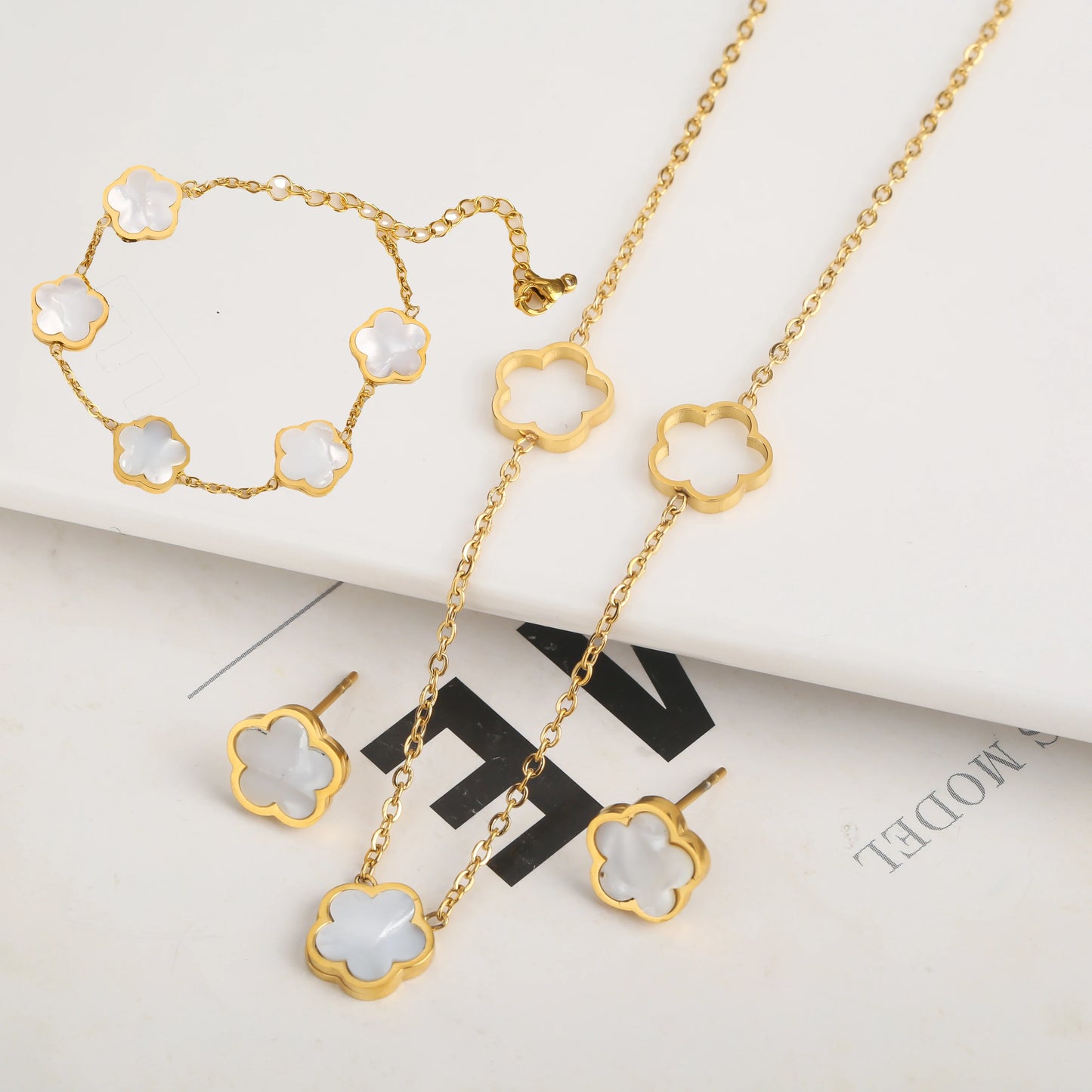 3pc New Design Single-Sided Plant Five Leaf Flower Hollow Bracelet Necklace Earring Set Stainless Steel Women's Clover
