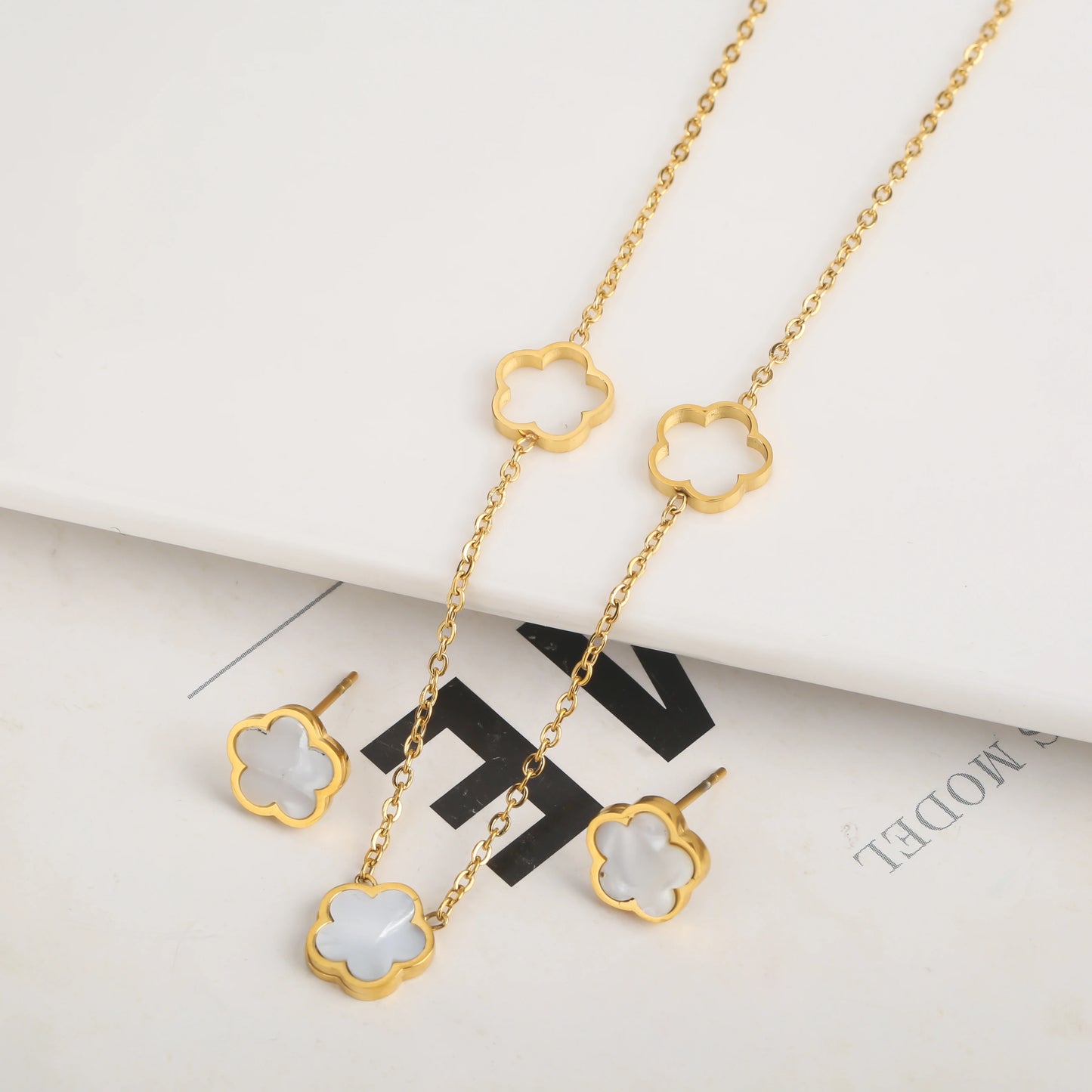 3pc New Design Single-Sided Plant Five Leaf Flower Hollow Bracelet Necklace Earring Set Stainless Steel Women's Clover