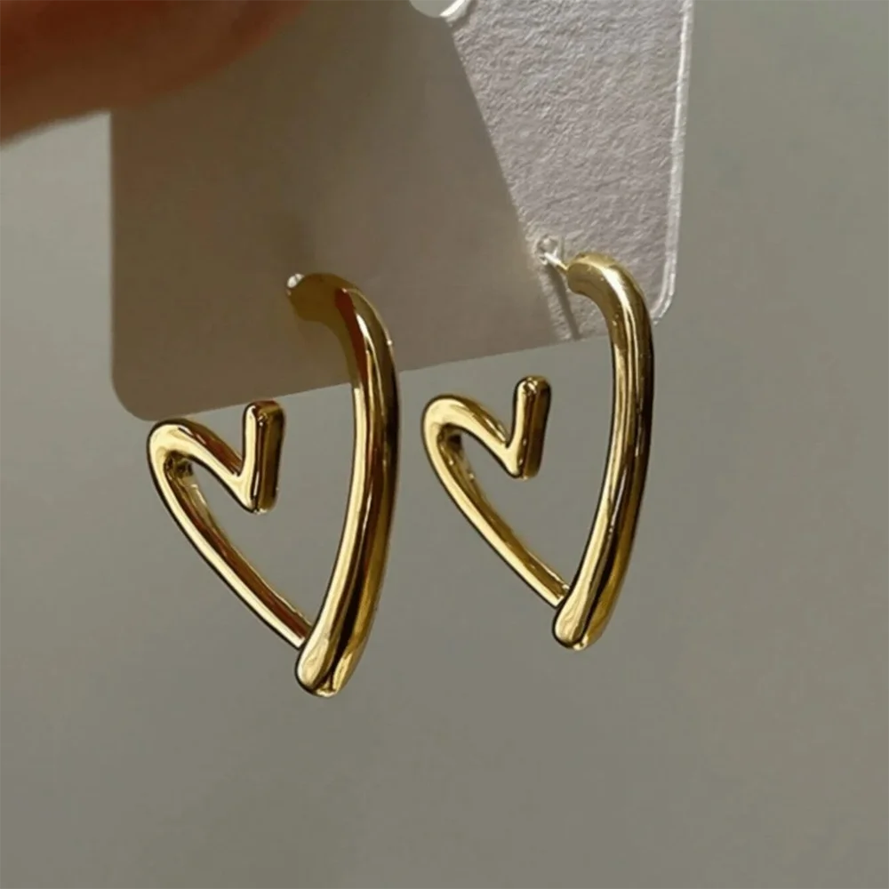 DGIDDK Stainless Steel Fashion Metal Hollow Heart-Shaped Earrings Korean Irregular Earrings for Women Jewelry Daily Collocation