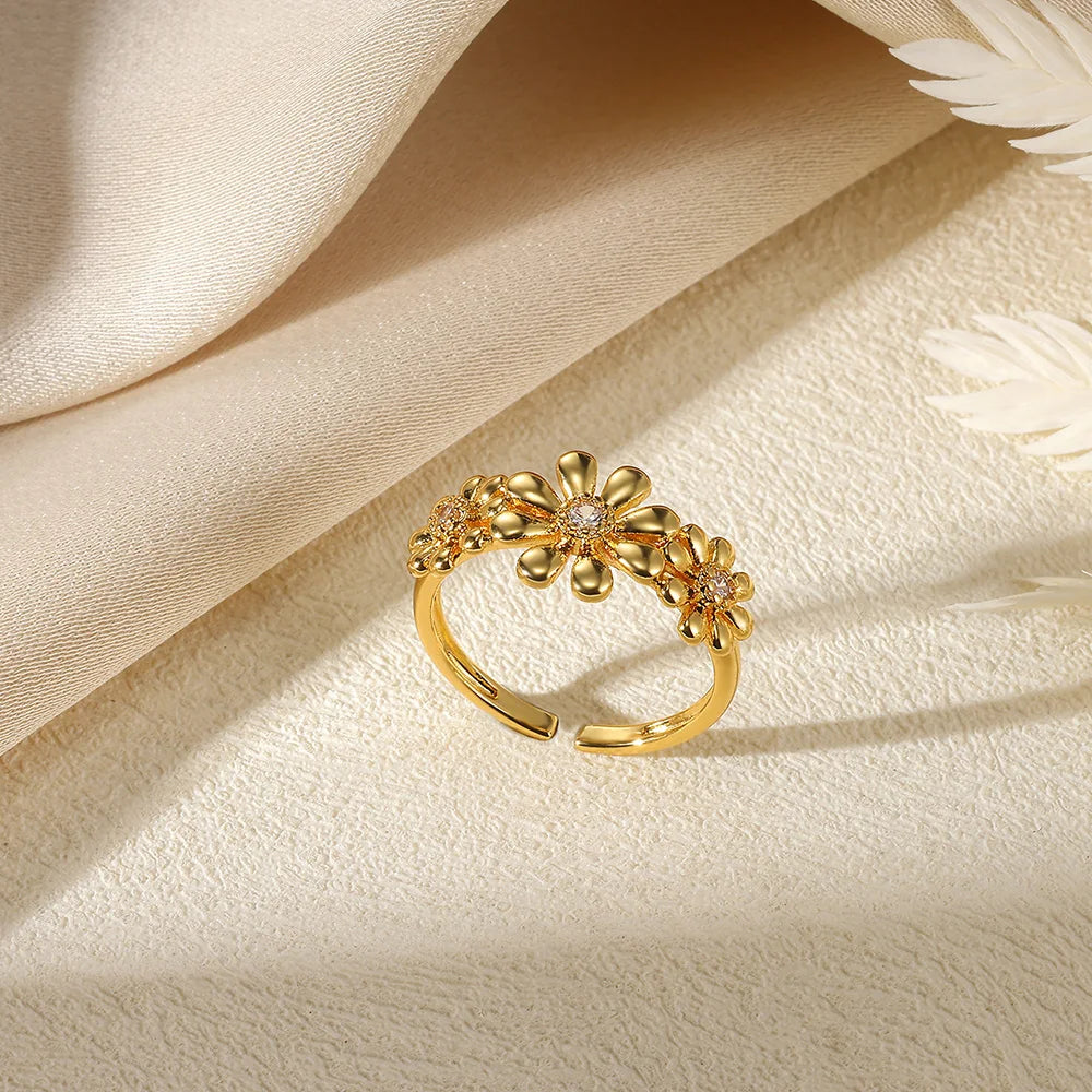 Stainless Steel Exaggerated Big Flower Rings For Women Gold Color Sunflower Finger Ring Female Fashion Aesthetic Jewelry Gift