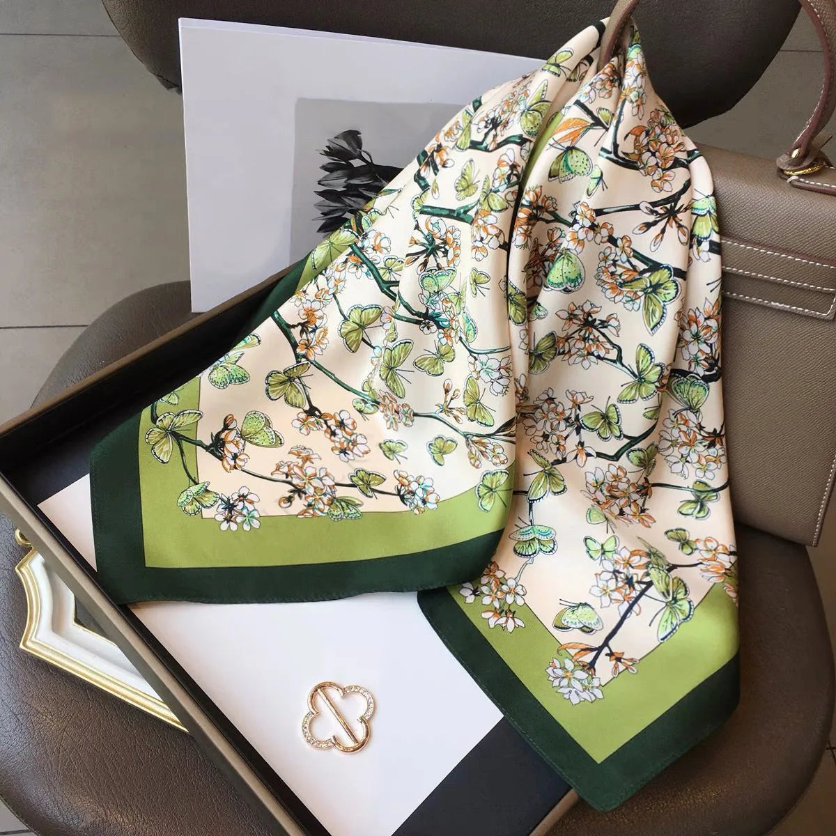 70*70cm Flower Silk Square Scarf Women Satin Shawl Wrap Hijab Female Hair Band Wrist Luxury Headkerchief Echarpe fashion Bandana
