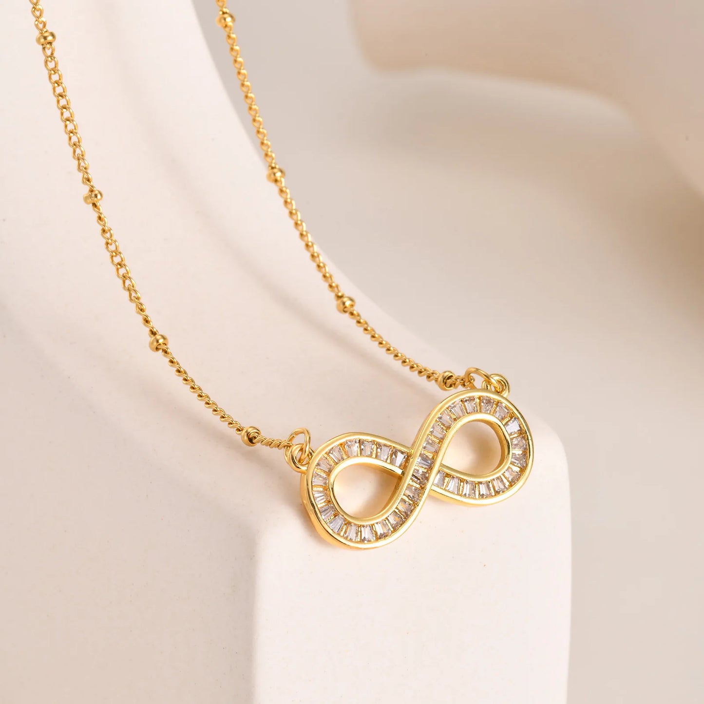 Women Gift Infinity Necklace, Cubic Zircoina Pendant Jewelry for Mom Girlfriend
