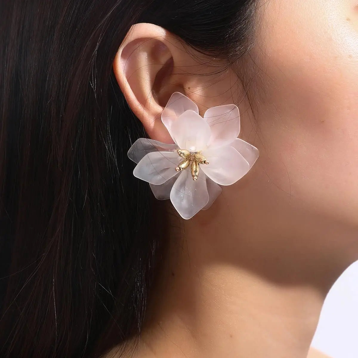 New Multi Color Acrylic Flower Stud Earrings for Women Korean Fashion Cute Super Fairy Temperament Earrings Jewelry Accessories