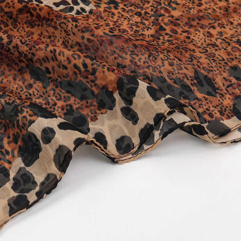 2026 Fashion Printed Leopard Chiffon Hijab Scarf Women Pareo Lady Bandanas Beach Towels Summer Muslim Veil Wrap Female Foulard