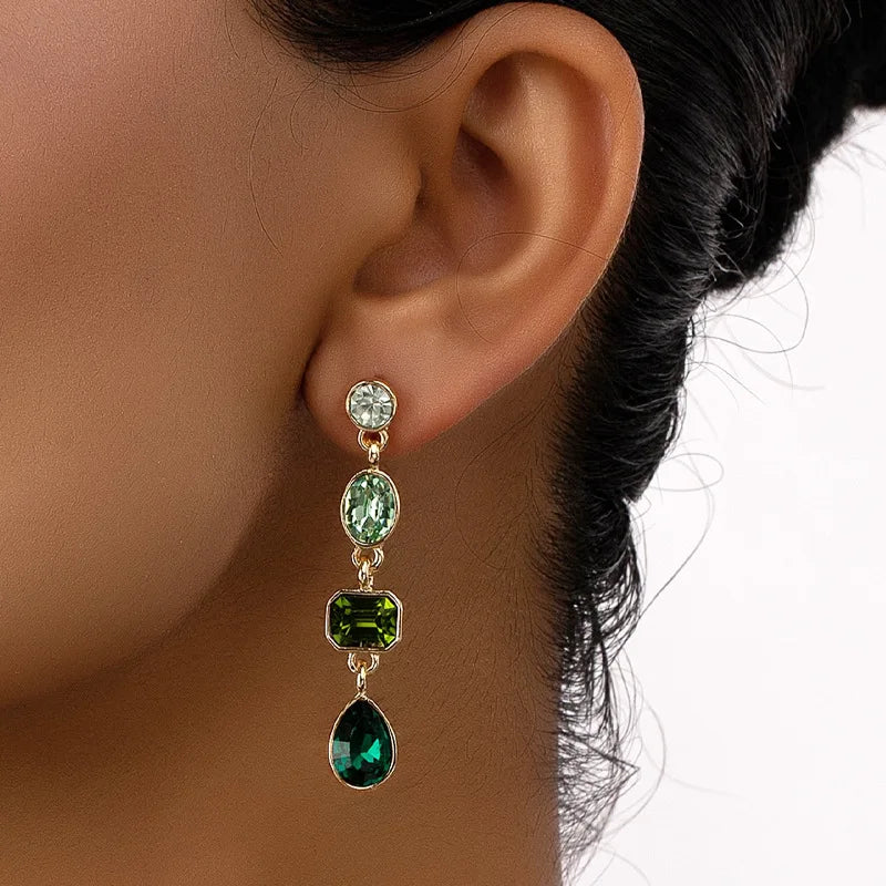 Retro Gradient Green Square Crystal Drop Earrings for Women Elegant Light Luxury Long Pendant Earrings Geometric Jewelry Gifts