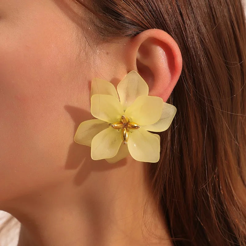 New Multi Color Acrylic Flower Stud Earrings for Women Korean Fashion Cute Super Fairy Temperament Earrings Jewelry Accessories