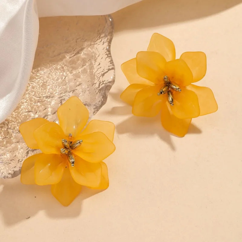 New Multi Color Acrylic Flower Stud Earrings for Women Korean Fashion Cute Super Fairy Temperament Earrings Jewelry Accessories