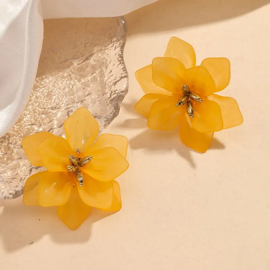 New Multi Color Acrylic Flower Stud Earrings for Women Korean Fashion Cute Super Fairy Temperament Earrings Jewelry Accessories