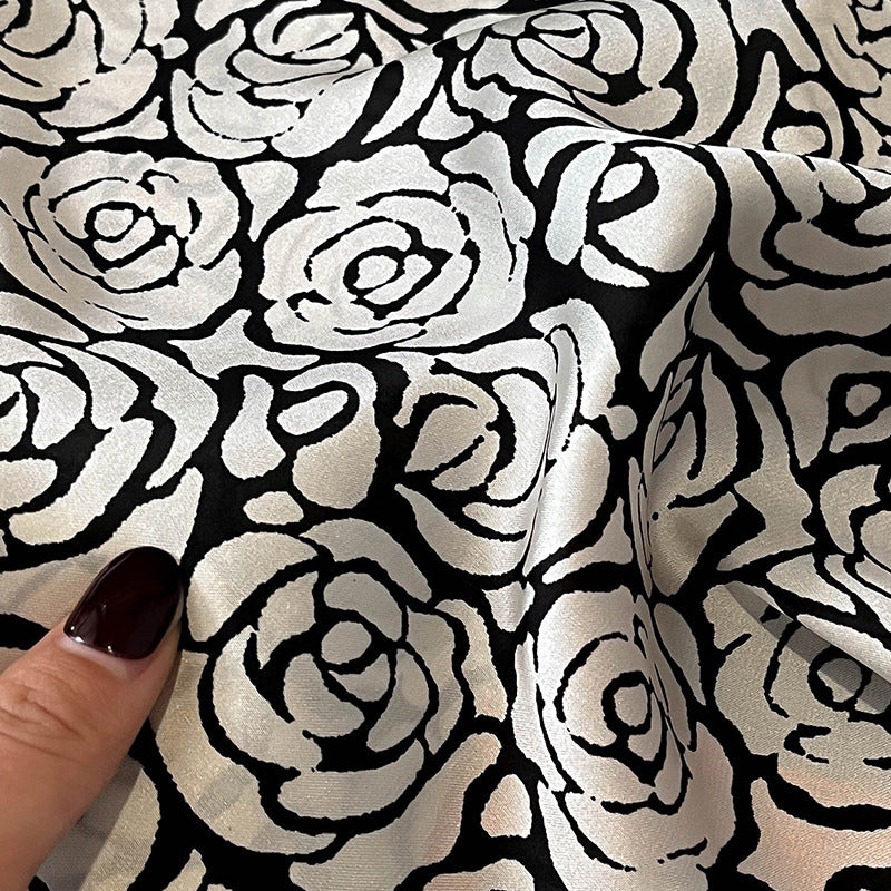 Elegant Floral Scarf for Lady Fashion Square Silk Neck Kerchief Bandana Foulard Soft Hairbands Women 2022 New Bufanda