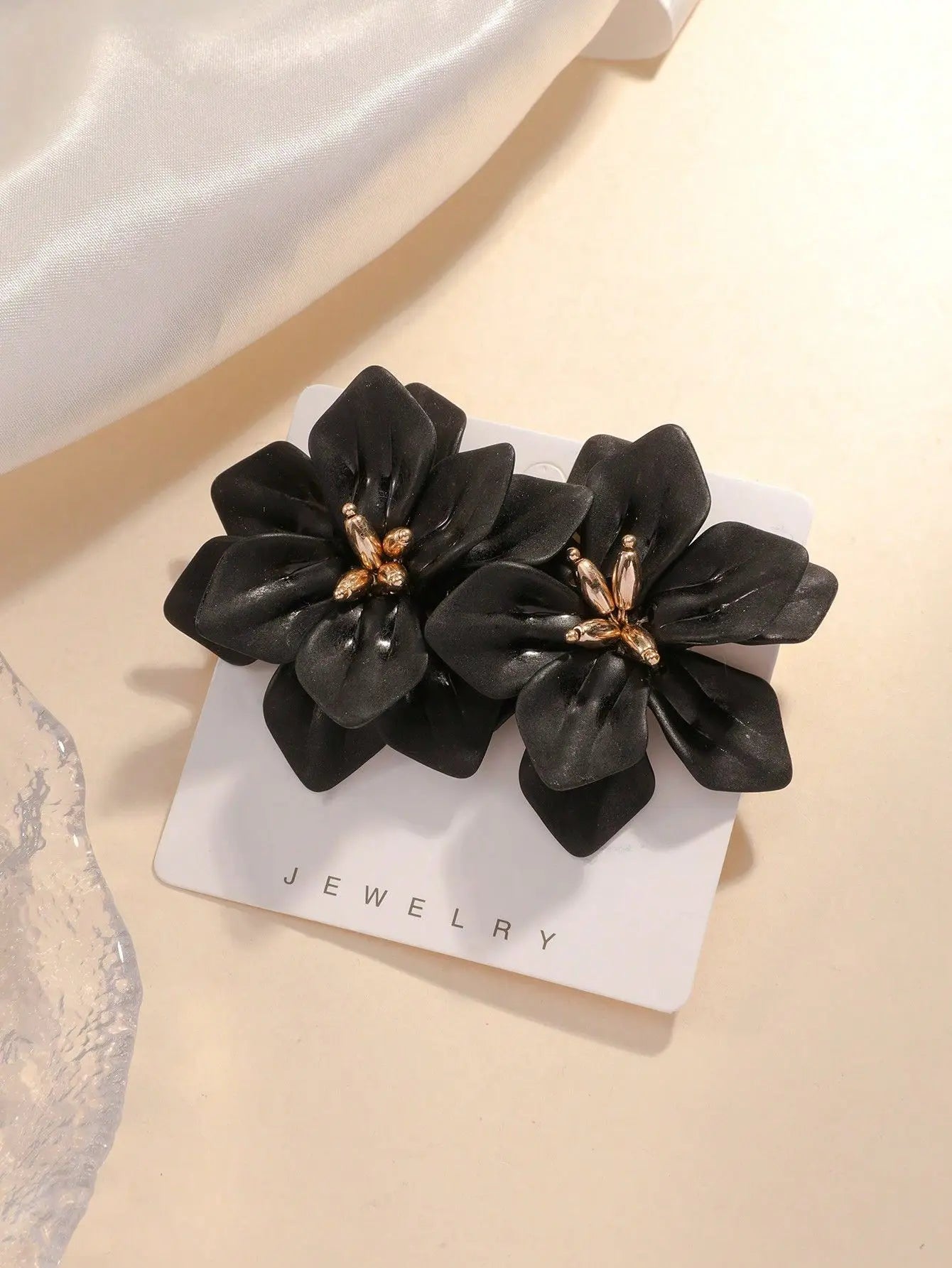 New Multi Color Acrylic Flower Stud Earrings for Women Korean Fashion Cute Super Fairy Temperament Earrings Jewelry Accessories