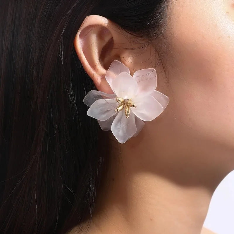 New Multi Color Acrylic Flower Stud Earrings for Women Korean Fashion Cute Super Fairy Temperament Earrings Jewelry Accessories