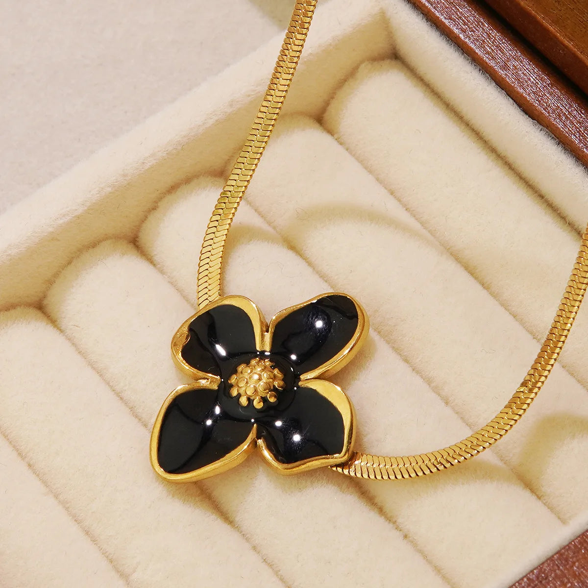 Stainless Steel Dripping Oil Flower Necklace Earring Set Light Luxury High-end Color Drip Glaze Frangipani Jewelry Set