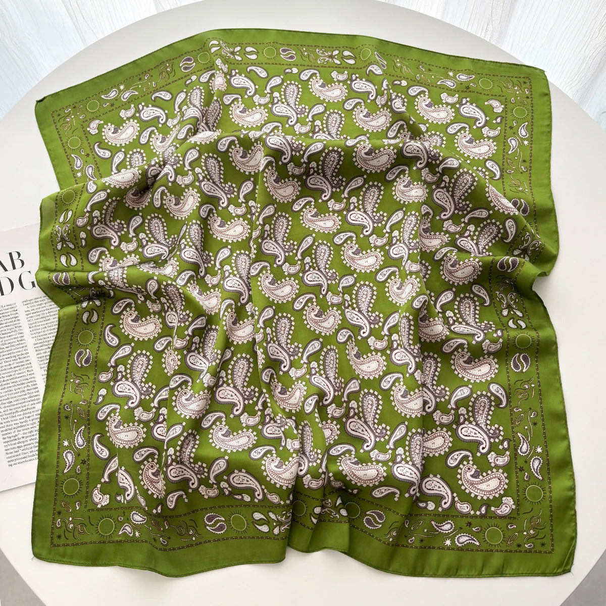 1pcs Luxury Square Scarf Cashew Print Bandana Women's Imitation Silk Scarf Casual Decoration 70cm Neckerchief Headband