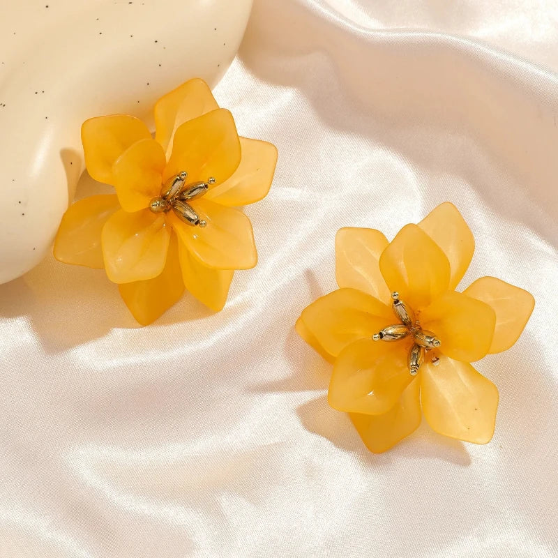 New Multi Color Acrylic Flower Stud Earrings for Women Korean Fashion Cute Super Fairy Temperament Earrings Jewelry Accessories