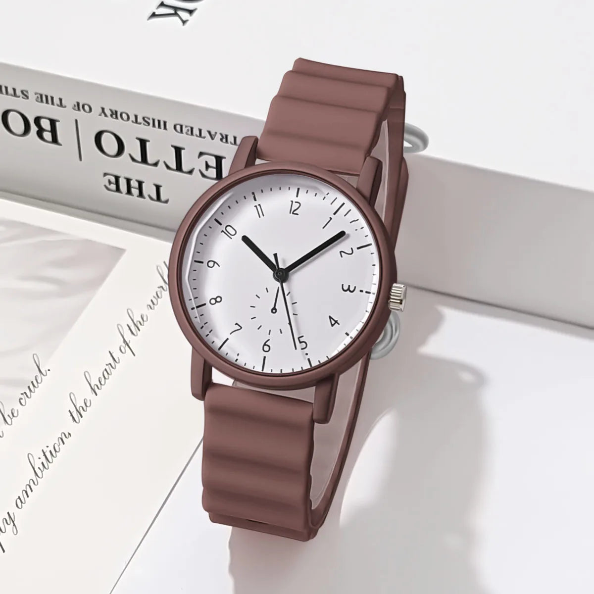 1pc-Jelly Color Round Shell Student Sports Creative Wave Shaped Quartz Watch Ins Wind