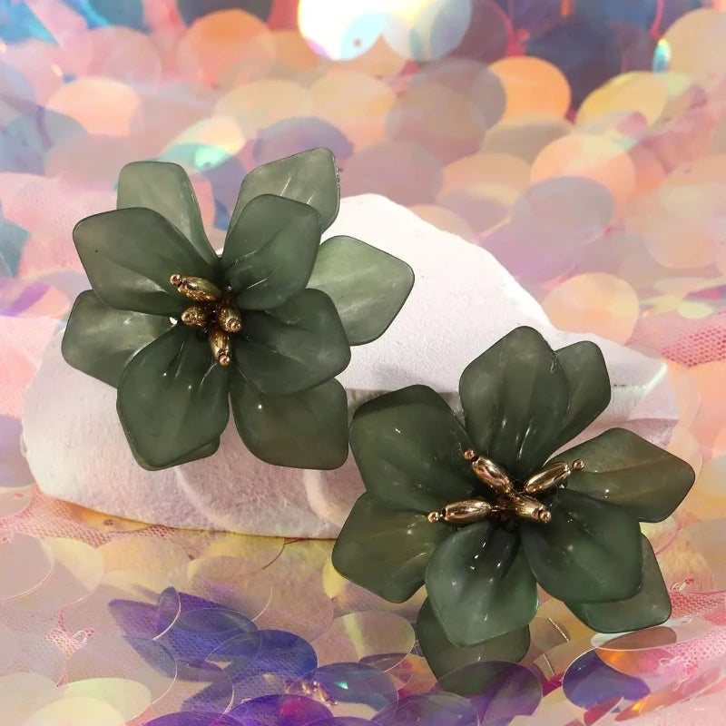 New Multi Color Acrylic Flower Stud Earrings for Women Korean Fashion Cute Super Fairy Temperament Earrings Jewelry Accessories