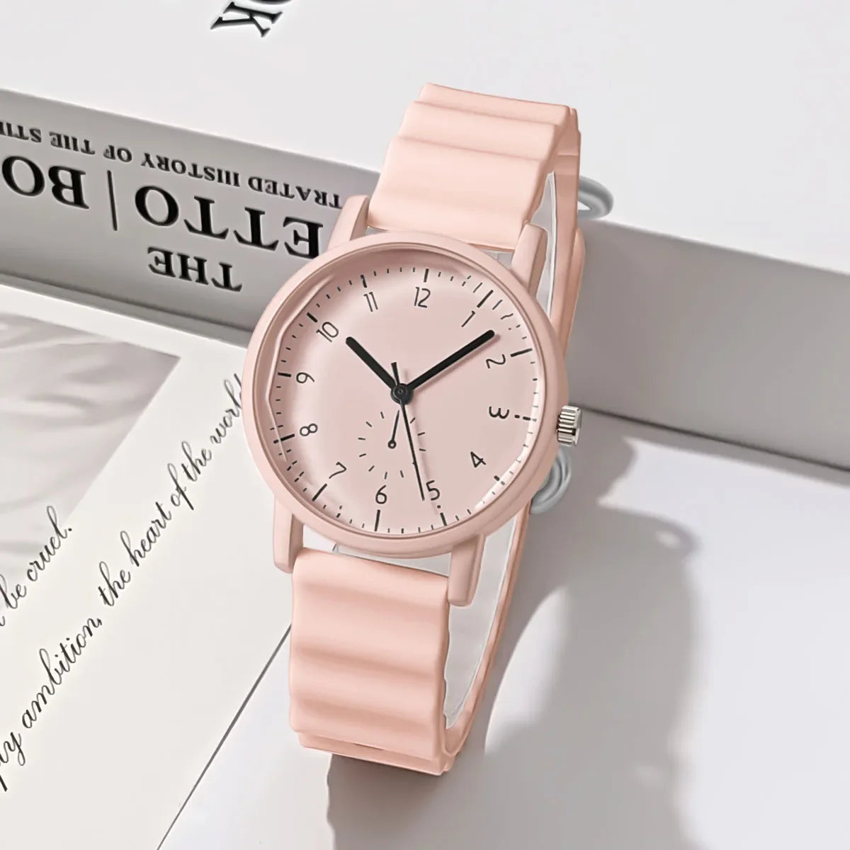 1pc-Jelly Color Round Shell Student Sports Creative Wave Shaped Quartz Watch Ins Wind