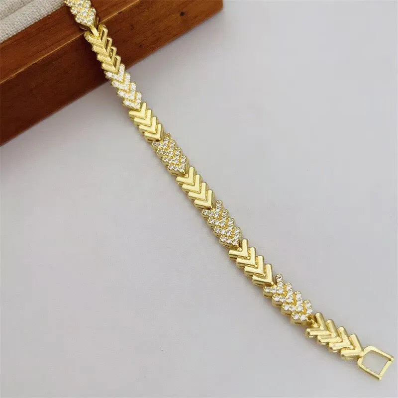 5Pcs ﻿ Fashionable Multi Style Copper Plated 18K Gold Zircon Handmade Chain Bracelet Luxury for Daily Wear, Mother's Day Gift