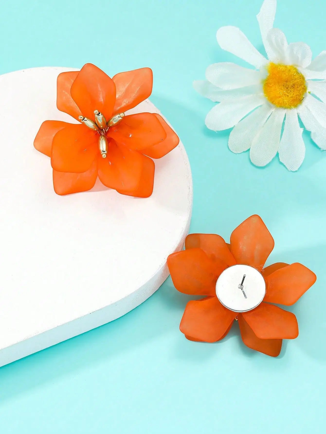 New Multi Color Acrylic Flower Stud Earrings for Women Korean Fashion Cute Super Fairy Temperament Earrings Jewelry Accessories