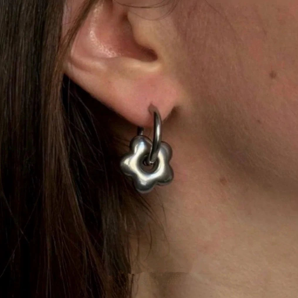 Stainless Steel Asymmetric Star Love Heart Hoop Earrings For Women Men Punk Hip Hop Trend Y2K Fashion Jewelry Scene Accessories