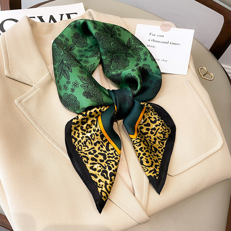 Elegant Floral Scarf for Lady Fashion Square Silk Neck Kerchief Bandana Foulard Soft Hairbands Women 2022 New Bufanda
