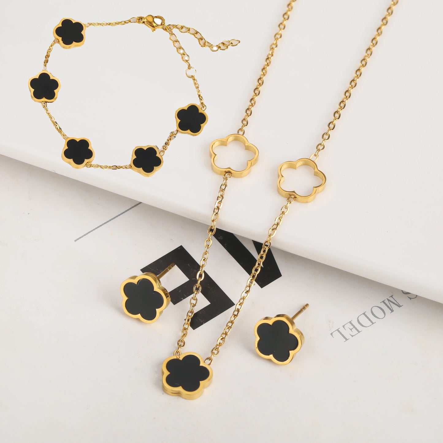 3pc New Design Single-Sided Plant Five Leaf Flower Hollow Bracelet Necklace Earring Set Stainless Steel Women's Clover