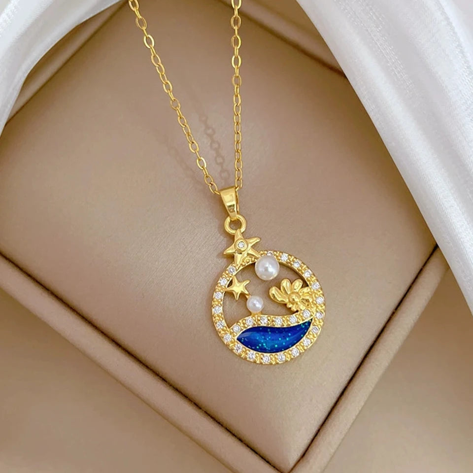 Light Luxury Titanium Steel Star Astronaut Series Necklace for Women Gold Color Planet Moon Astronaut Pendants Necklaces Jewelry