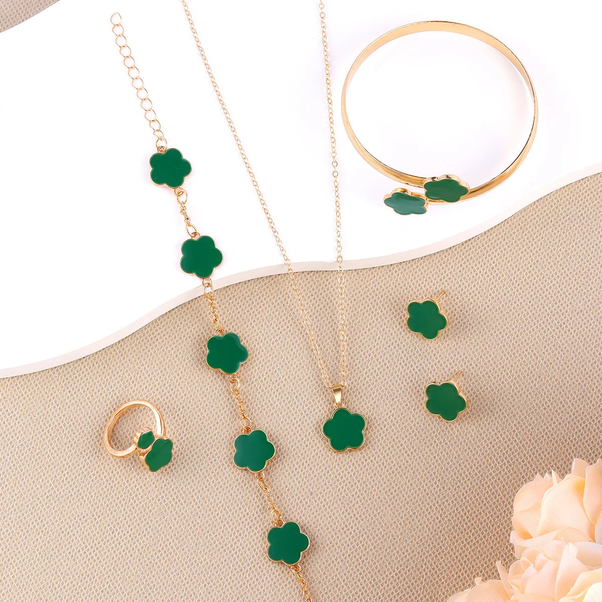 Jewelry Set Lucky Clover Bracelet, Earrings, Necklace and Ring Elegance French Niche Suitable for Daily Wear As A Gift For